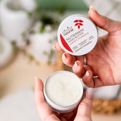 Nutri Mani officina naturae